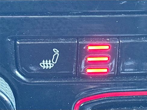 Used 2024 Jeep Grand Cherokee L Altitude image 20