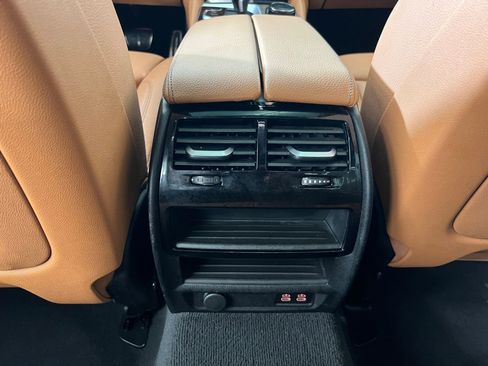 Used 2023 BMW 540i w/ Executive Package image 33