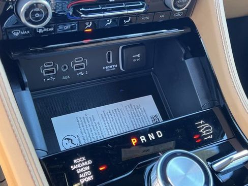 New 2025 Jeep Grand Cherokee Summit image 27