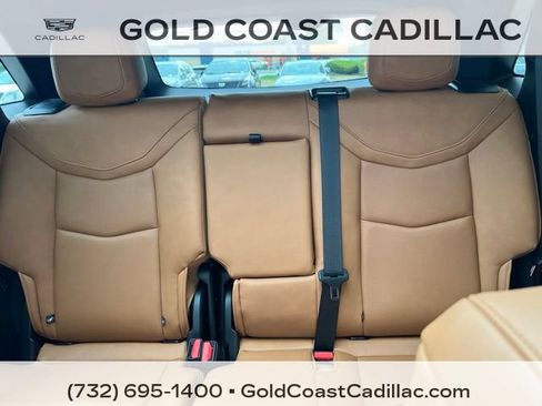 Certified 2025 Cadillac XT5 Premium Luxury w/ LPO, Floor Liner Package AWD/4WD image 19