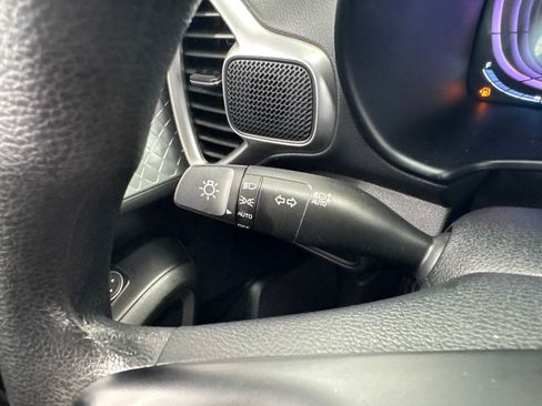 Used 2024 Kia Soul LX w/ Option Group 015 FWD image 20