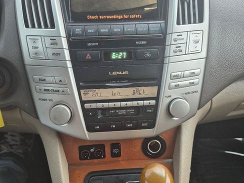 Used 2004 Lexus RX 330 w/ Premium Plus Pkg FWD image 17