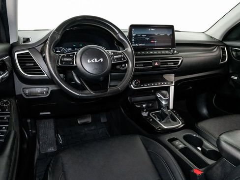 Used 2022 Kia Seltos SX image 6