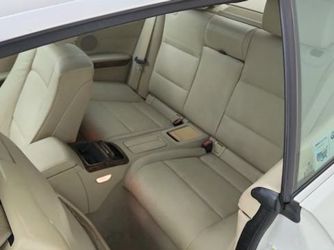 Used 2007 BMW 328i Convertible image 16