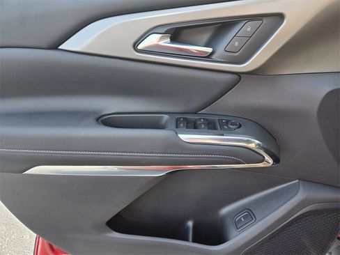 New 2026 Chevrolet Traverse LT w/ LPO, Floor Liner Package image 23