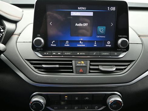 Used 2020 Nissan Altima 2.5 SR image 14