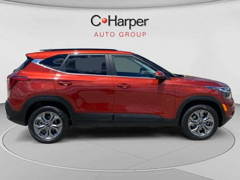 Used 2024 Kia Seltos S AWD/4WD image 2