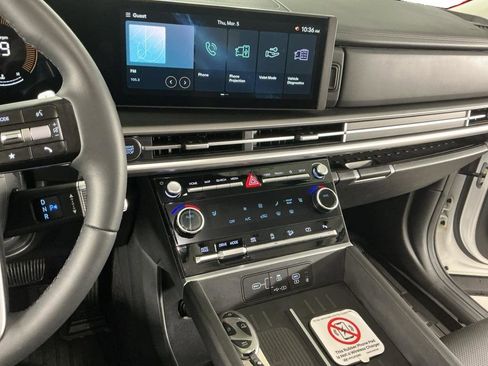 Used 2026 Hyundai Santa Fe SEL image 7