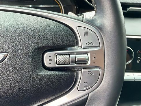Used 2022 Genesis GV70 2.5T AWD/4WD image 38