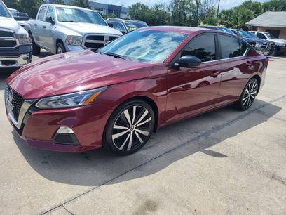 Used 2021 Nissan Altima 2.5 SR w/ SR Premium Package