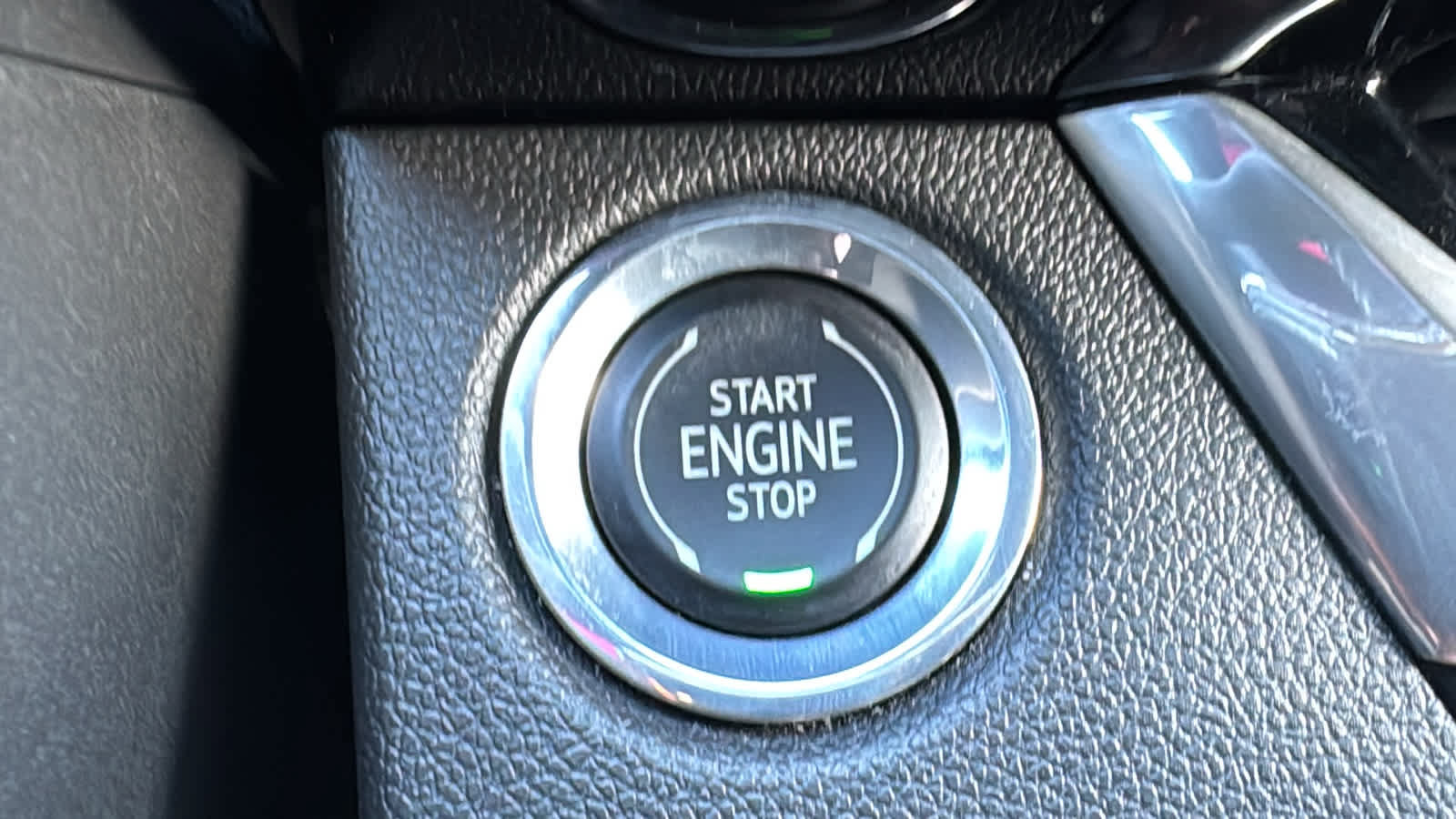 Certified 2024 Buick Envista Sport Touring w/ Convenience I Package FWD image 18