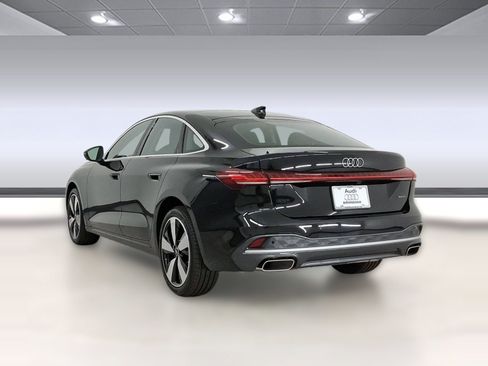 Used 2025 Audi A5 2.0T Premium Plus w/ Premium Plus AWD/4WD image 3