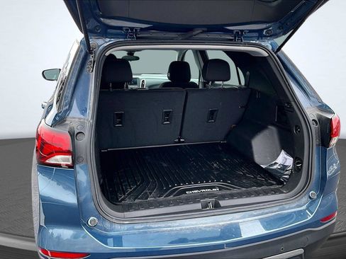 Used 2024 Chevrolet Equinox LT image 5