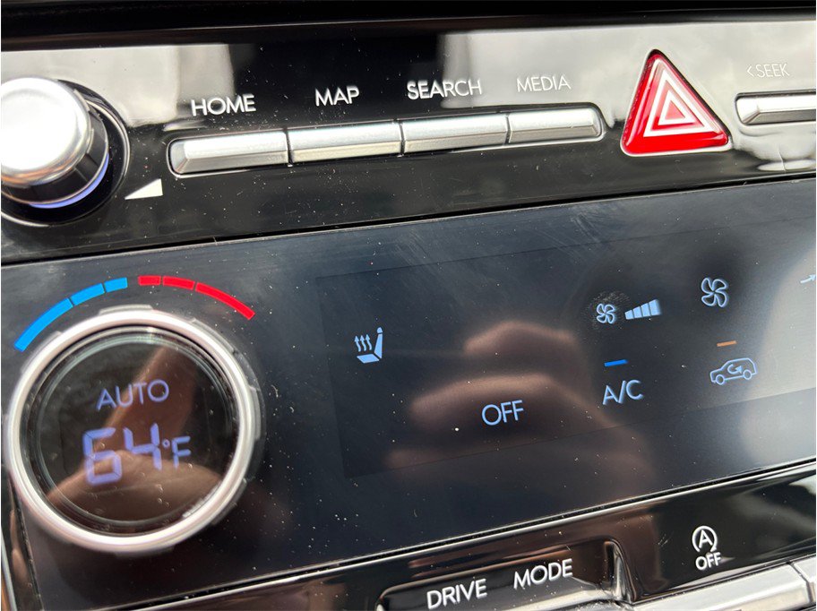 Used 2025 Hyundai Santa Fe SEL FWD image 31