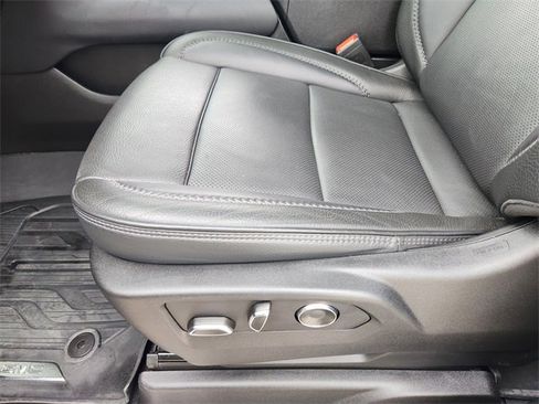 Used 2023 GMC Yukon Denali w/ LPO, Floor Liner Package image 24