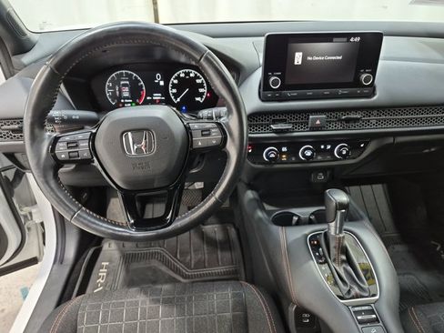 Used 2024 Honda HR-V Sport image 14