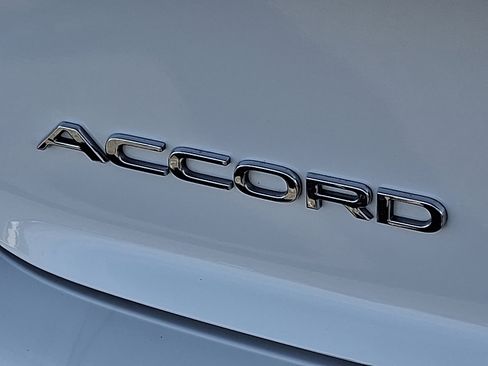 Used 2023 Honda Accord Touring image 32