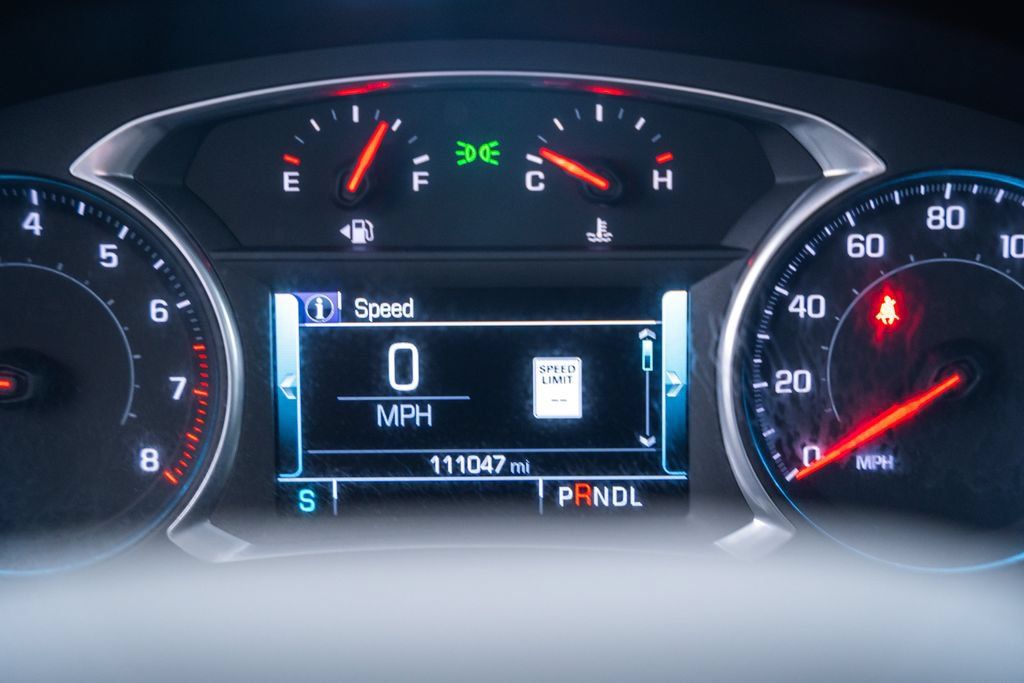 Used 2018 Chevrolet Traverse LT AWD/4WD image 47