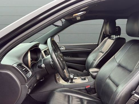 Used 2014 Jeep Grand Cherokee Limited AWD/4WD image 10