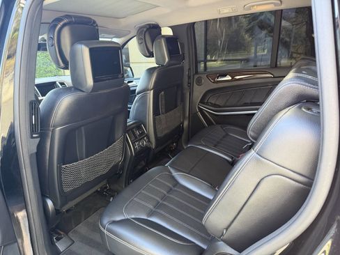 Used 2013 Mercedes-Benz GL 450 4MATIC image 29