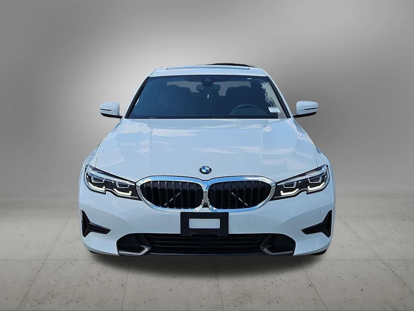 Used 2019 BMW 330i Sedan w/ Premium Package RWD image 9
