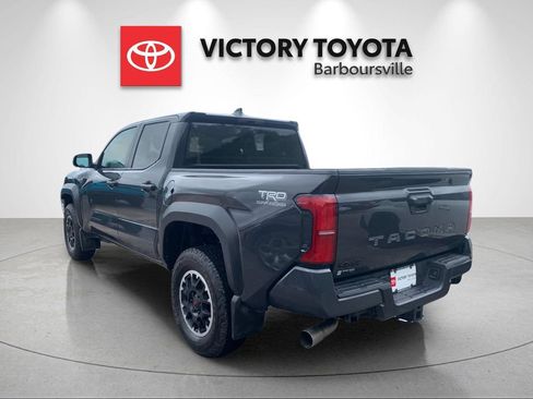 Used 2026 Toyota Tacoma TRD Off-Road AWD/4WD image 3