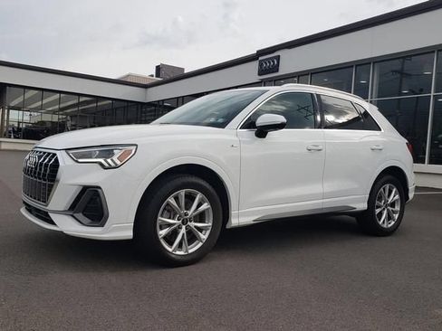 Used 2022 Audi Q3 2.0T Premium Plus AWD/4WD image 8