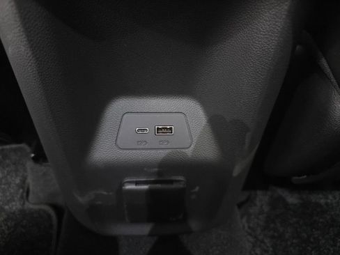 Used 2024 Buick Envision Avenir AWD/4WD image 26