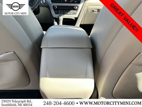 Used 2015 Hyundai Sonata Sport w/ Option Group 03 image 17