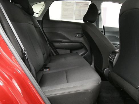Used 2025 Hyundai Kona SEL FWD image 23