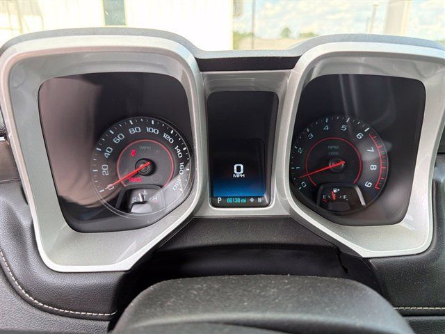Used 2015 Chevrolet Camaro SS w/ RS Package RWD image 5
