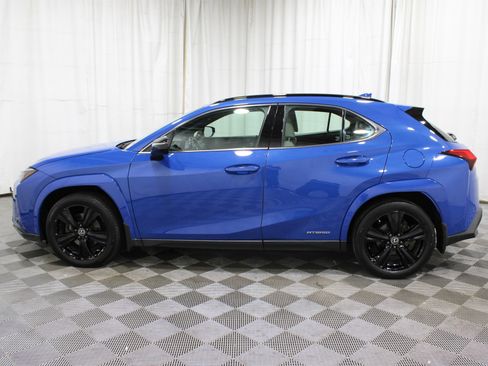 Used 2021 Lexus UX 250h w/ Premium Package image 34