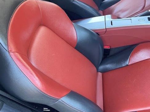 Used 2005 Chrysler Crossfire Limited image 10