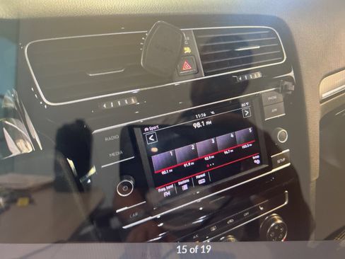Used 2018 Volkswagen GTI S FWD image 10