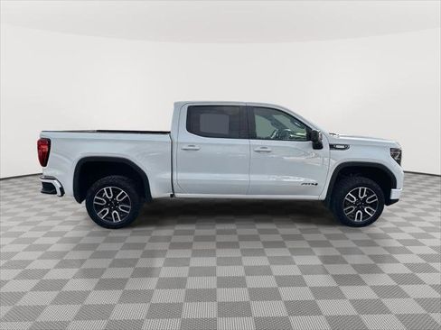 Used 2023 GMC Sierra 1500 AT4 w/ Technology Package image 2