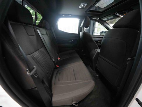 Used 2023 Hyundai Santa Cruz SEL Premium AWD/4WD image 24