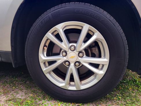 Used 2016 Chevrolet Equinox LT w/ Convenience Package FWD image 9