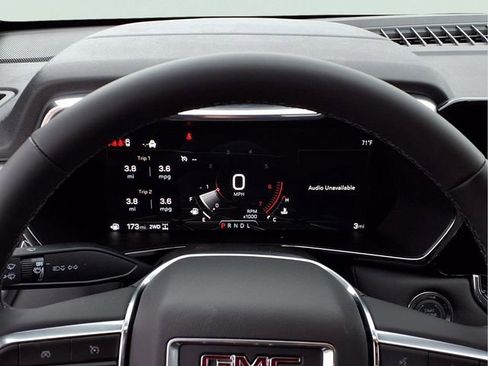 New 2026 GMC Canyon Elevation w/ Convenience Package AWD/4WD image 10