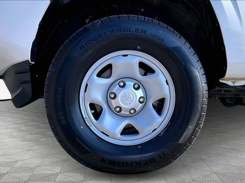 Used 2023 Toyota Tacoma SR image 23