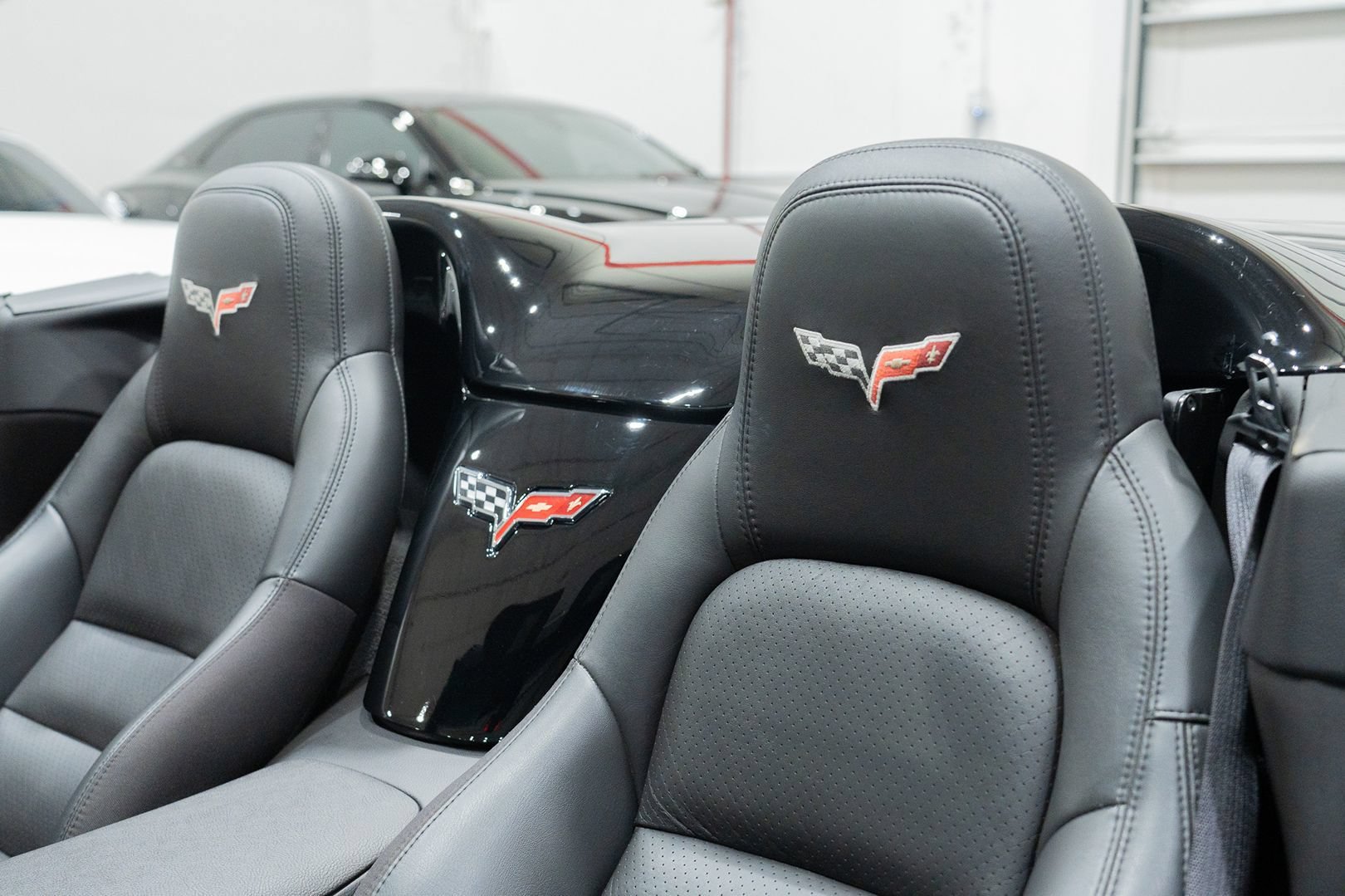 Used 2011 Chevrolet Corvette Grand Sport w/ Preferred Equipment Group RWD image 20