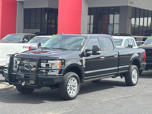 Used 2019 Ford F250 Limited AWD/4WD image 1