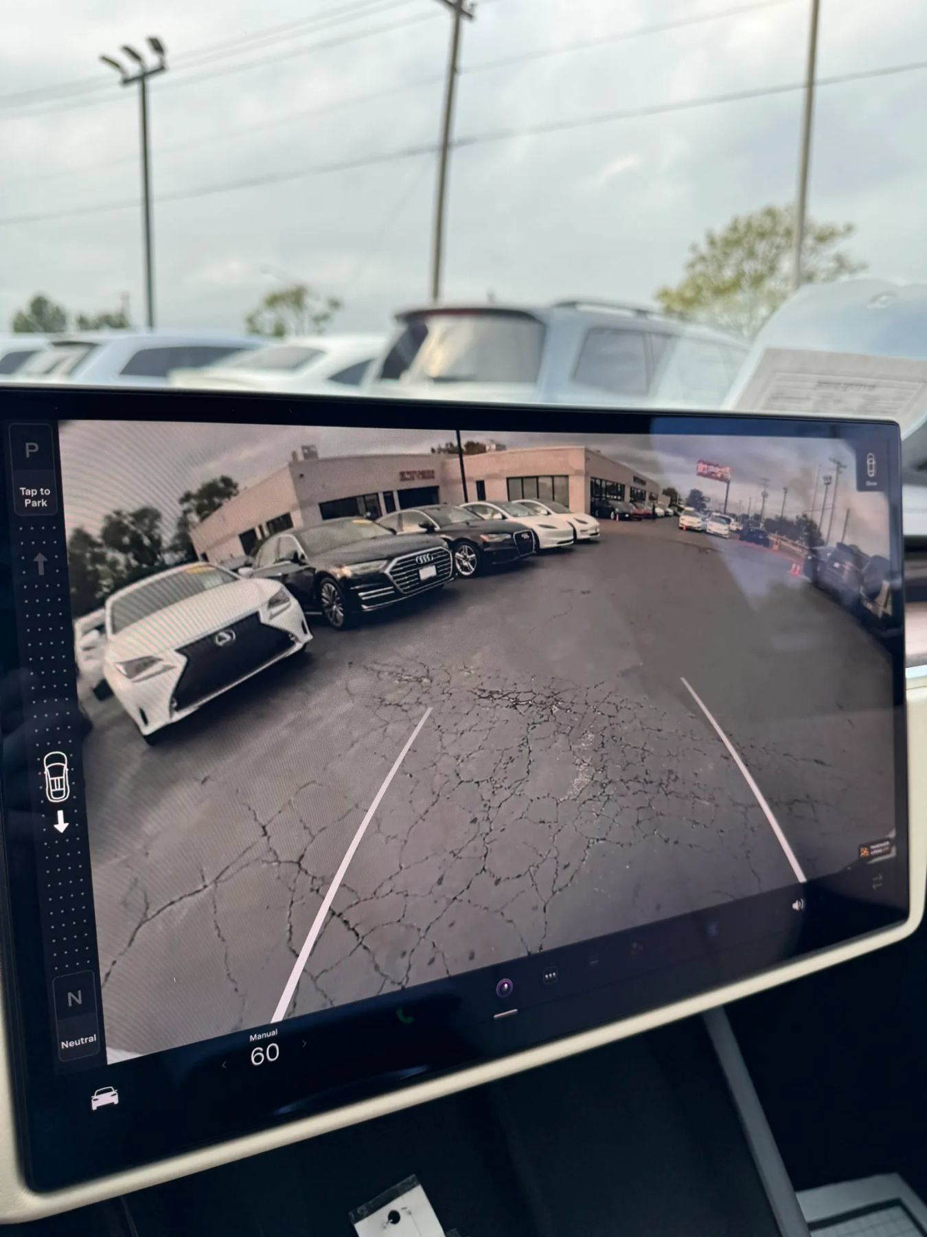 Used 2022 Tesla Model X AWD/4WD image 28