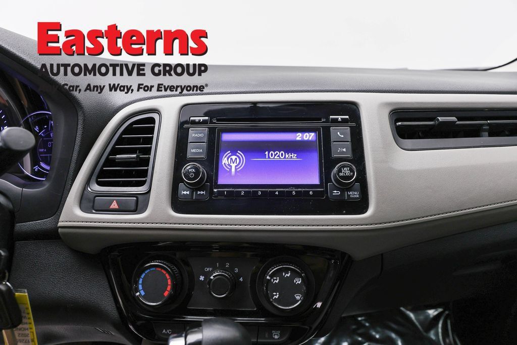 Used 2022 Honda HR-V LX image 13