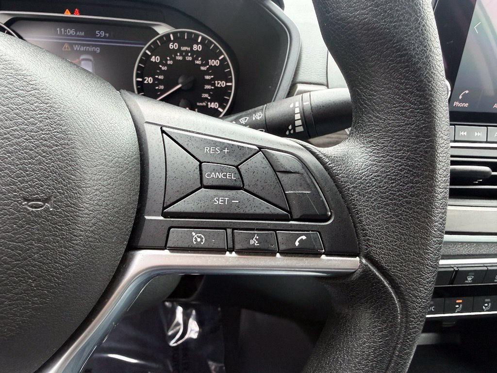 Used 2025 Nissan Altima 2.5 SV FWD image 26