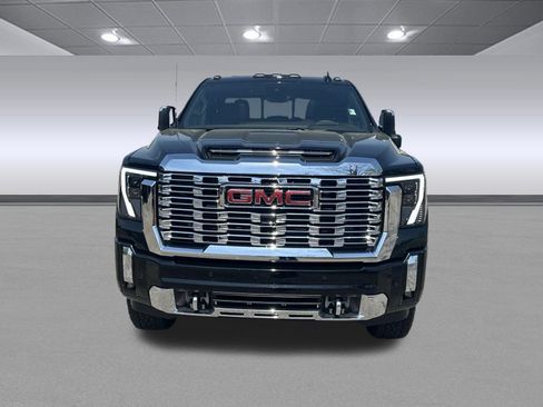 Used 2026 GMC Sierra 2500 Denali w/ Denali Reserve Package AWD/4WD image 8