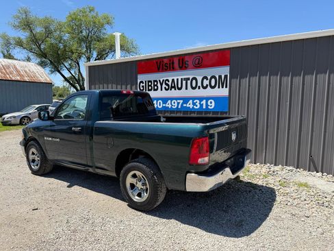 Used 2011 RAM 1500 ST w/ SXT Appearance Group RWD image 2