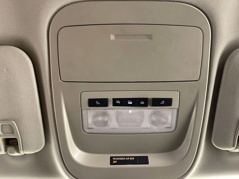 Used 2022 Chevrolet Colorado LT w/ Redline Special Edition image 29