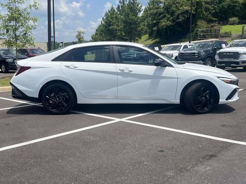 Certified 2026 Hyundai Elantra Sport FWD image 2