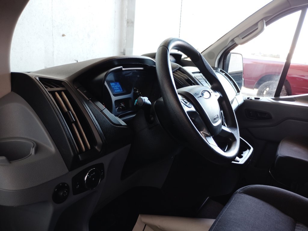 Used 2019 Ford Transit 150 XL RWD image 24
