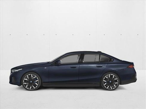 New 2026 BMW i5 eDrive40 image 2